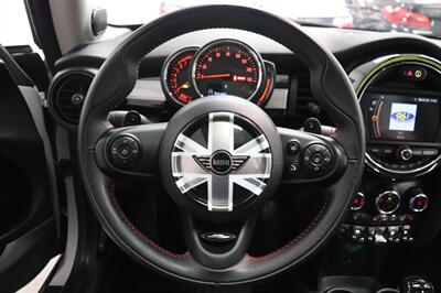 2020 MINI Cooper S - Photo 33 - Jacksonville, FL 32211