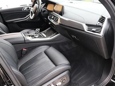 2021 BMW X5 M50i xDrive - Photo 11 - Jacksonville, FL 32211
