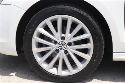 2013 Volkswagen Jetta SEL PZEV - Photo 42 - Jacksonville, FL 32211