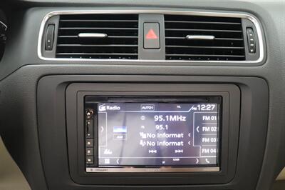 2013 Volkswagen Jetta SEL PZEV - Photo 23 - Jacksonville, FL 32211