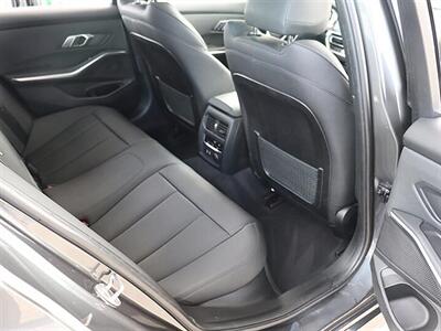 2020 BMW 3 Series 330i - Photo 14 - Jacksonville, FL 32211