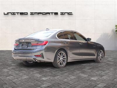 2020 BMW 3 Series 330i - Photo 7 - Jacksonville, FL 32211