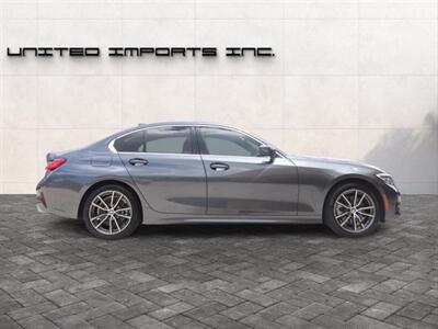 2020 BMW 3 Series 330i - Photo 8 - Jacksonville, FL 32211