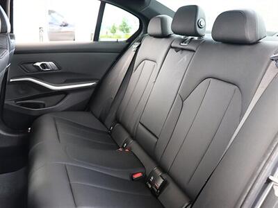2020 BMW 3 Series 330i - Photo 17 - Jacksonville, FL 32211
