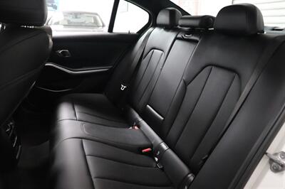 2024 BMW 3 Series 330i   - Photo 17 - Jacksonville, FL 32211
