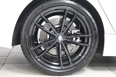 2024 BMW 3 Series 330i   - Photo 44 - Jacksonville, FL 32211