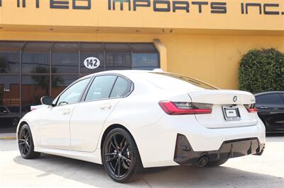 2024 BMW 3 Series 330i   - Photo 5 - Jacksonville, FL 32211