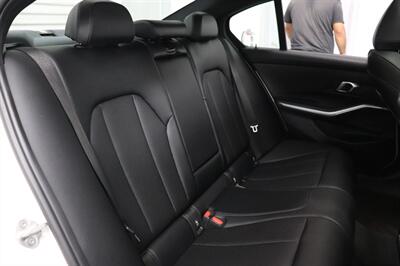 2024 BMW 3 Series 330i   - Photo 15 - Jacksonville, FL 32211