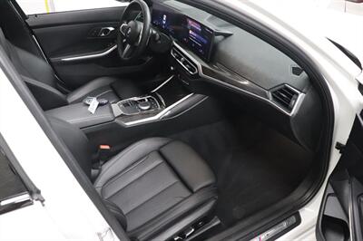 2024 BMW 3 Series 330i   - Photo 12 - Jacksonville, FL 32211