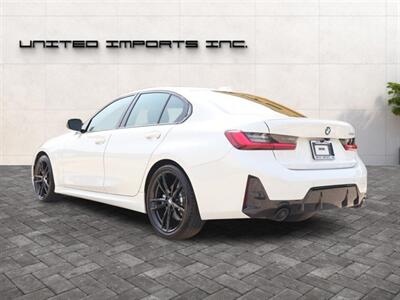 2024 BMW 3 Series 330i  M Sport - Photo 5 - Jacksonville, FL 32211