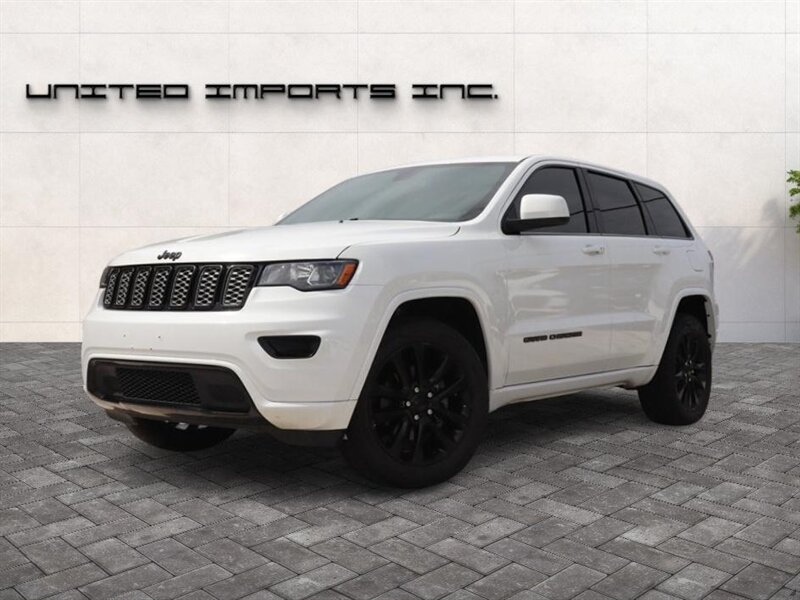2020 Jeep Grand Cherokee Altitude  