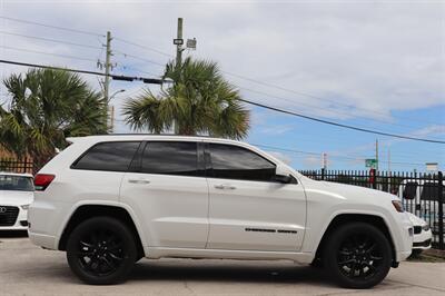 2020 Jeep Grand Cherokee Altitude - Photo 6 - Jacksonville, FL 32211