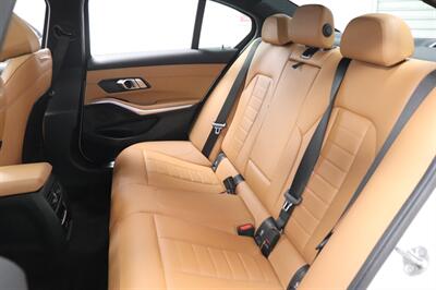 2021 BMW 3 Series 330i - Photo 19 - Jacksonville, FL 32211