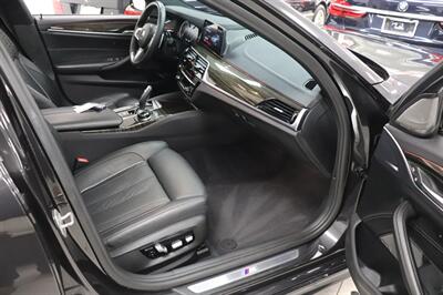 2018 BMW 540i xDrive M Sport - Photo 16 - Jacksonville, FL 32211