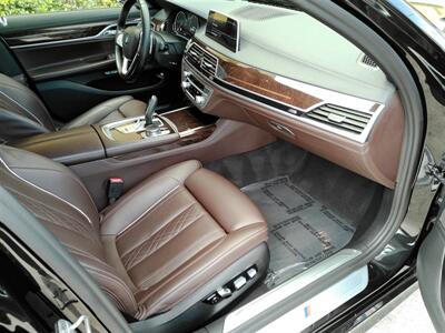 2018 BMW 750i xDrive  M Sport - Photo 11 - Jacksonville, FL 32211