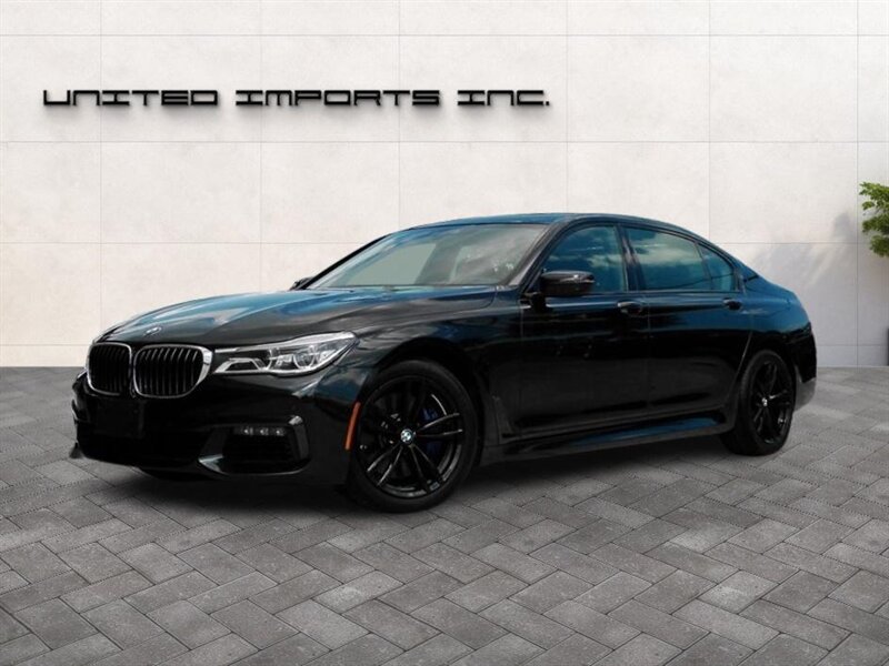 2018 BMW 750i xDrive  M Sport