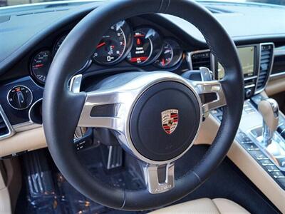 2013 Porsche Panamera 4   - Photo 22 - Jacksonville, FL 32211