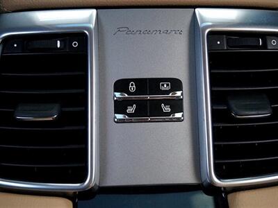 2013 Porsche Panamera 4   - Photo 17 - Jacksonville, FL 32211