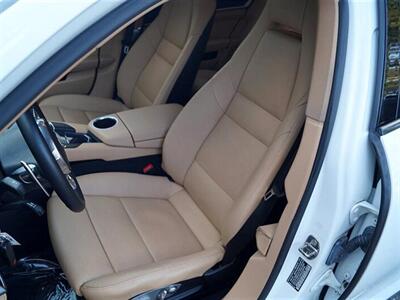 2013 Porsche Panamera 4   - Photo 10 - Jacksonville, FL 32211