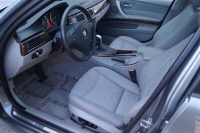 2009 BMW 328i   - Photo 9 - Jacksonville, FL 32211