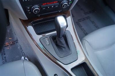 2009 BMW 328i   - Photo 17 - Jacksonville, FL 32211