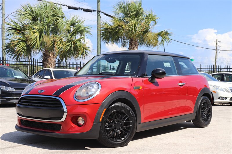 2017 MINI Cooper 3-door   - Photo 1 - Jacksonville, FL 32211