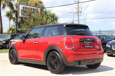 2017 MINI Cooper 3-door   - Photo 3 - Jacksonville, FL 32211