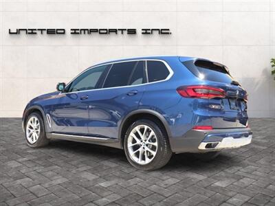 2021 BMW X5 sDrive40i   - Photo 5 - Jacksonville, FL 32211