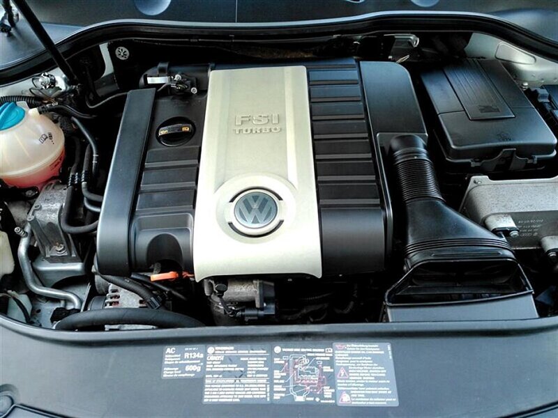 2007 Volkswagen Passat 2.0T photo 21