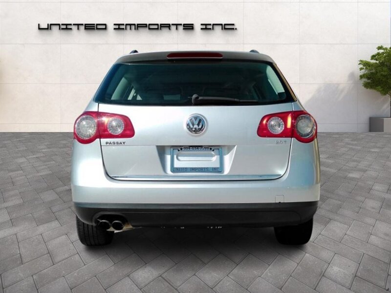 2007 Volkswagen Passat 2.0T photo 4
