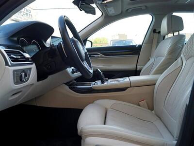 2017 BMW 740i   - Photo 20 - Jacksonville, FL 32211