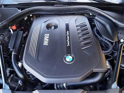 2017 BMW 740i   - Photo 28 - Jacksonville, FL 32211