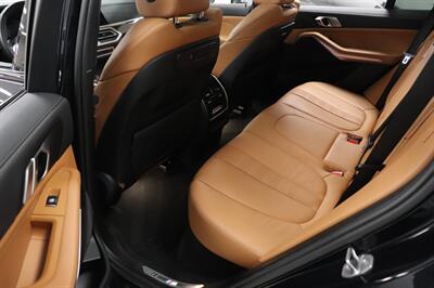 2022 BMW X5 xDrive40i   - Photo 16 - Jacksonville, FL 32211