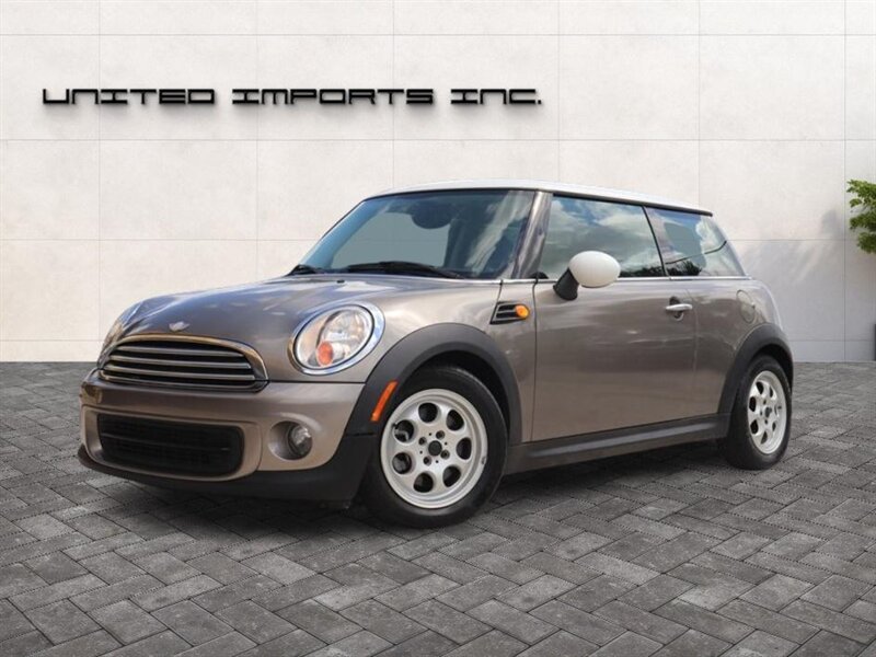 2013 MINI Cooper -'s photo