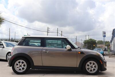 2013 MINI Hardtop Cooper - Photo 6 - Jacksonville, FL 32211