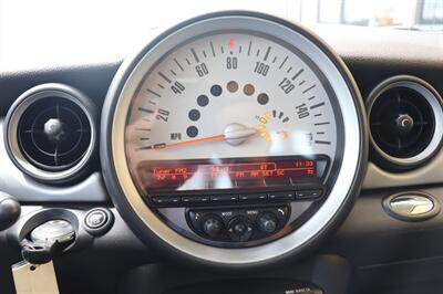 2013 MINI Hardtop Cooper - Photo 15 - Jacksonville, FL 32211