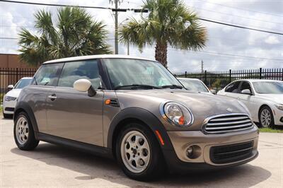 2013 MINI Hardtop Cooper - Photo 7 - Jacksonville, FL 32211