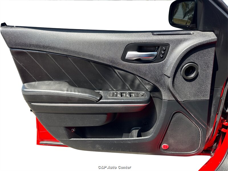 2015 Dodge Charger SXT - Photo 20