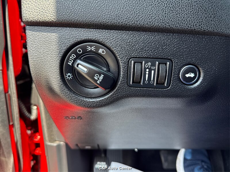 2015 Dodge Charger SXT - Photo 19