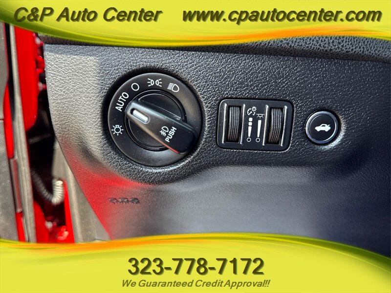 2015 Dodge Charger SXT - Photo 19