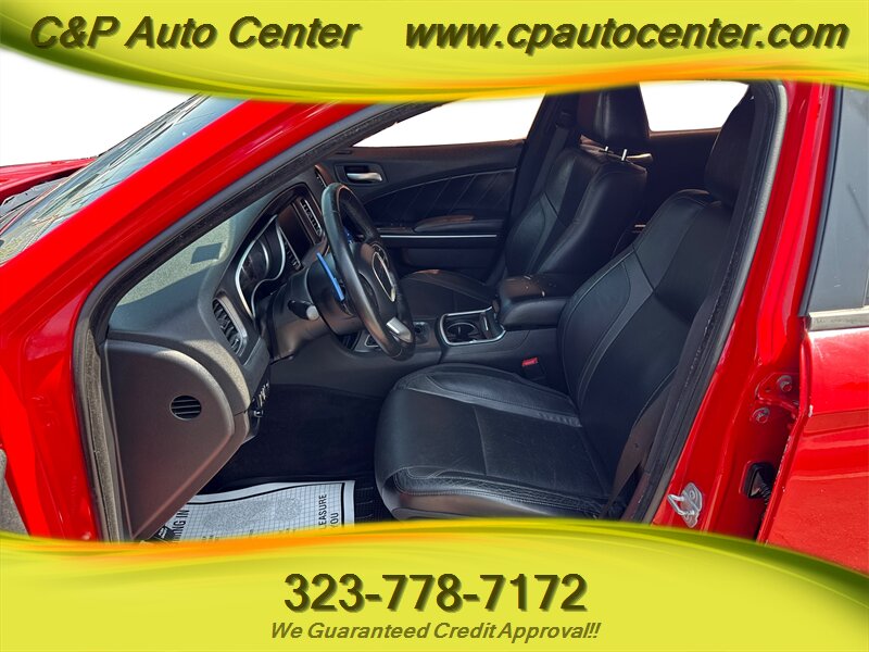 2015 Dodge Charger SXT - Photo 8