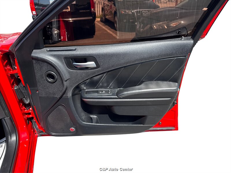 2015 Dodge Charger SXT - Photo 22