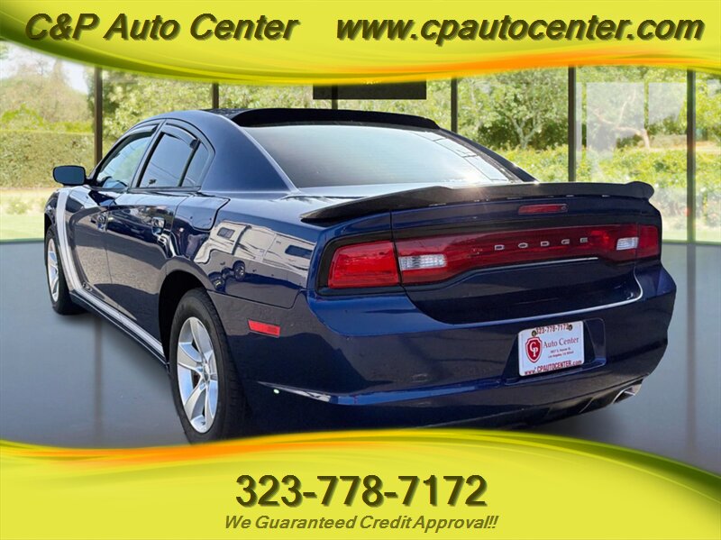 2013 Dodge Charger SE - Photo 4 - Los Angeles, CA 90044