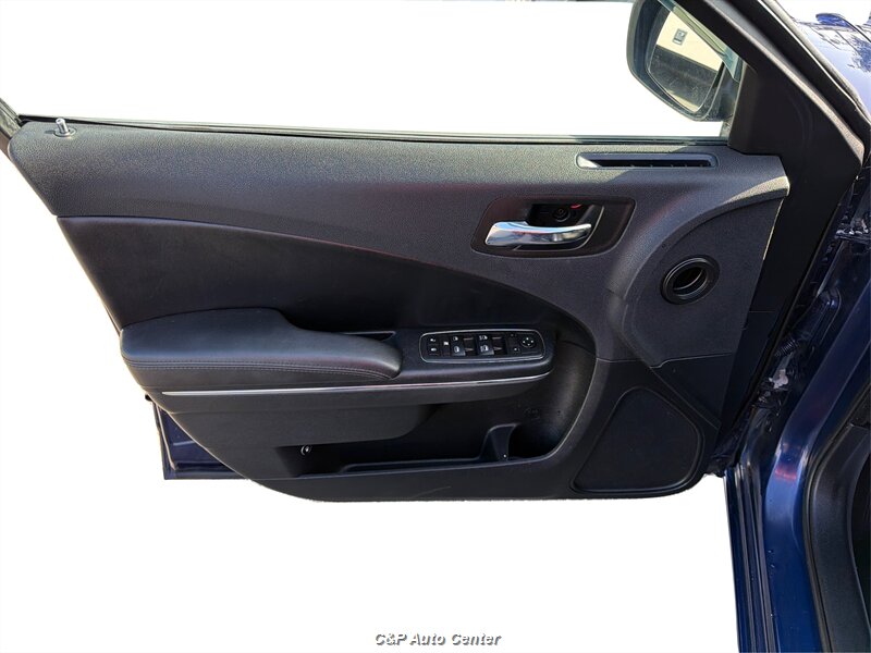 2013 Dodge Charger SE - Photo 21 - Los Angeles, CA 90044