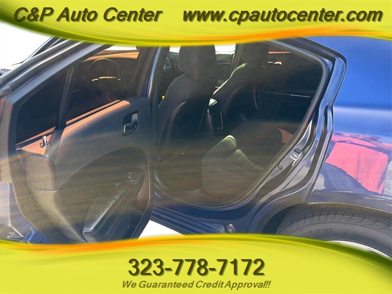 2013 Dodge Charger SE - Photo 10 - Los Angeles, CA 90044