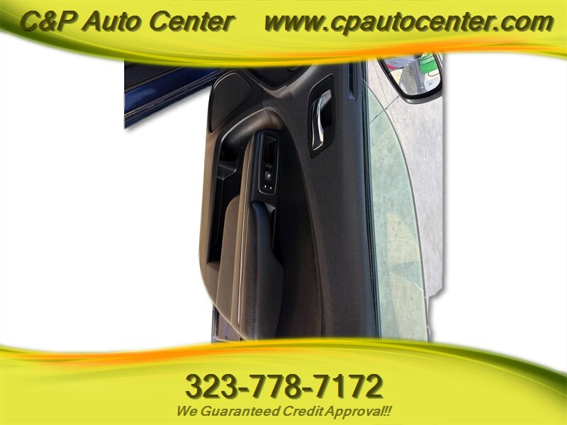 2013 Dodge Charger SE - Photo 23 - Los Angeles, CA 90044