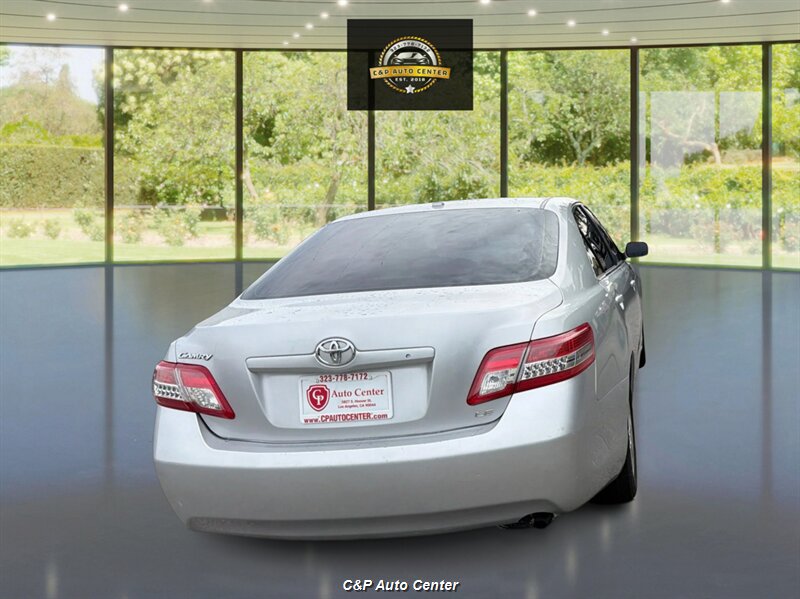 2011 Toyota Camry LE - Photo 5 - Los Angeles, CA 90044