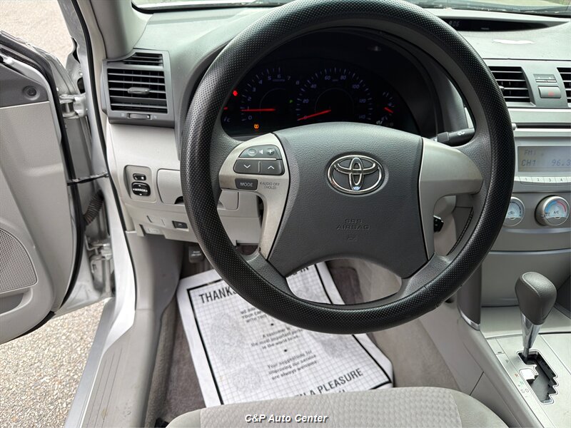 2011 Toyota Camry LE - Photo 21 - Los Angeles, CA 90044