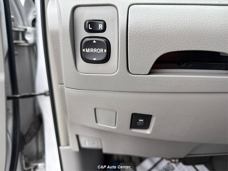 2011 Toyota Camry LE - Photo 49 - Los Angeles, CA 90044
