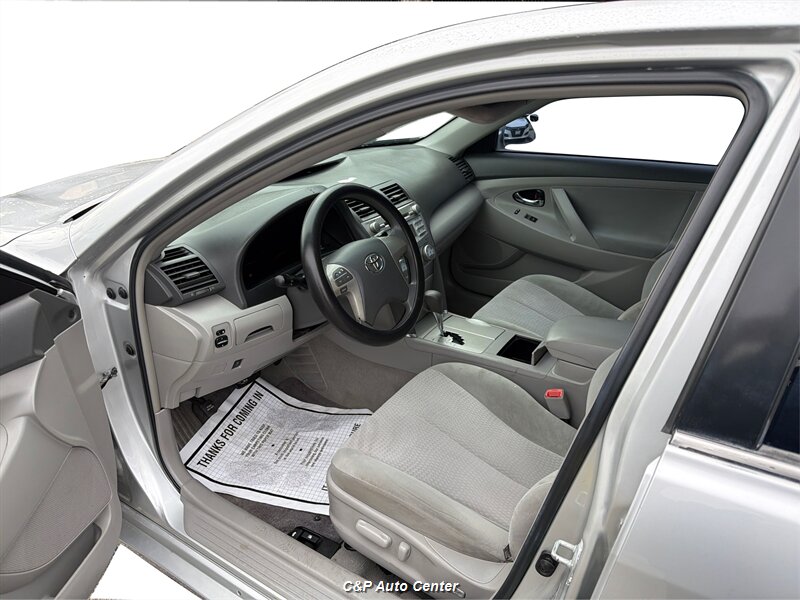 2011 Toyota Camry LE - Photo 9 - Los Angeles, CA 90044